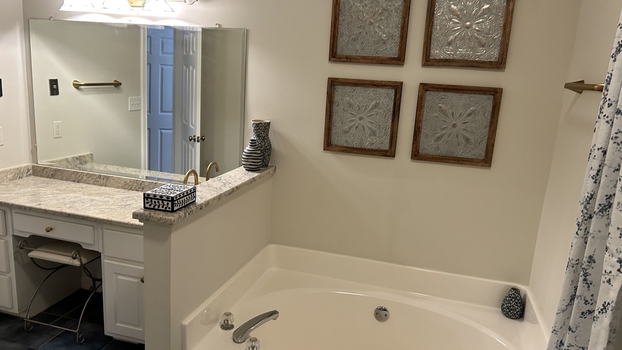 Photo of Bathroom in Monroe