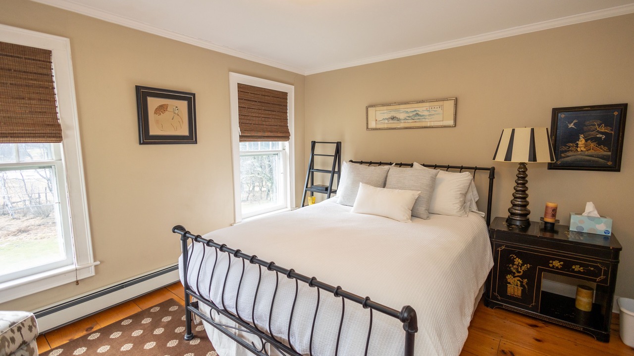 Photo of Bedroom in Maplecrest