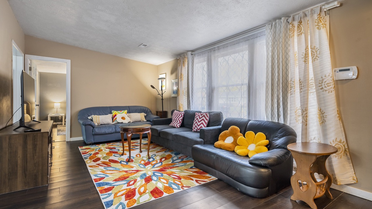 Photo of Livingroom in Bowling Green