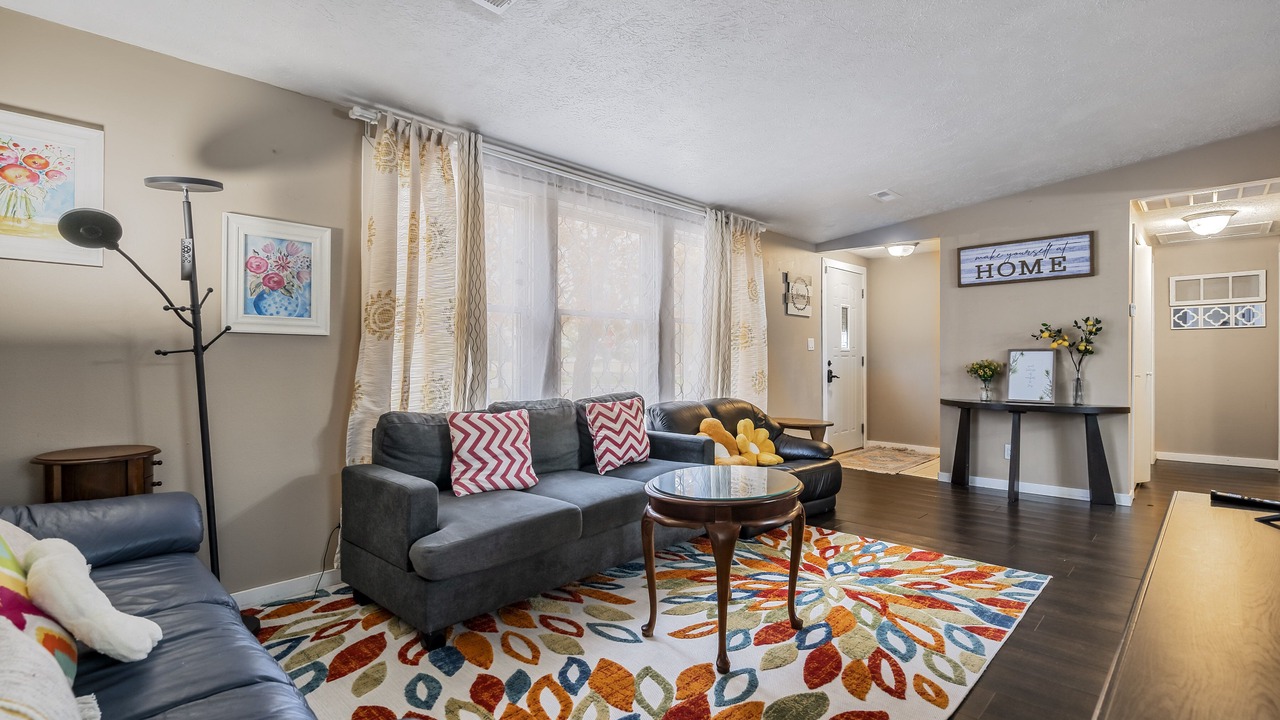 Photo of Livingroom in Bowling Green