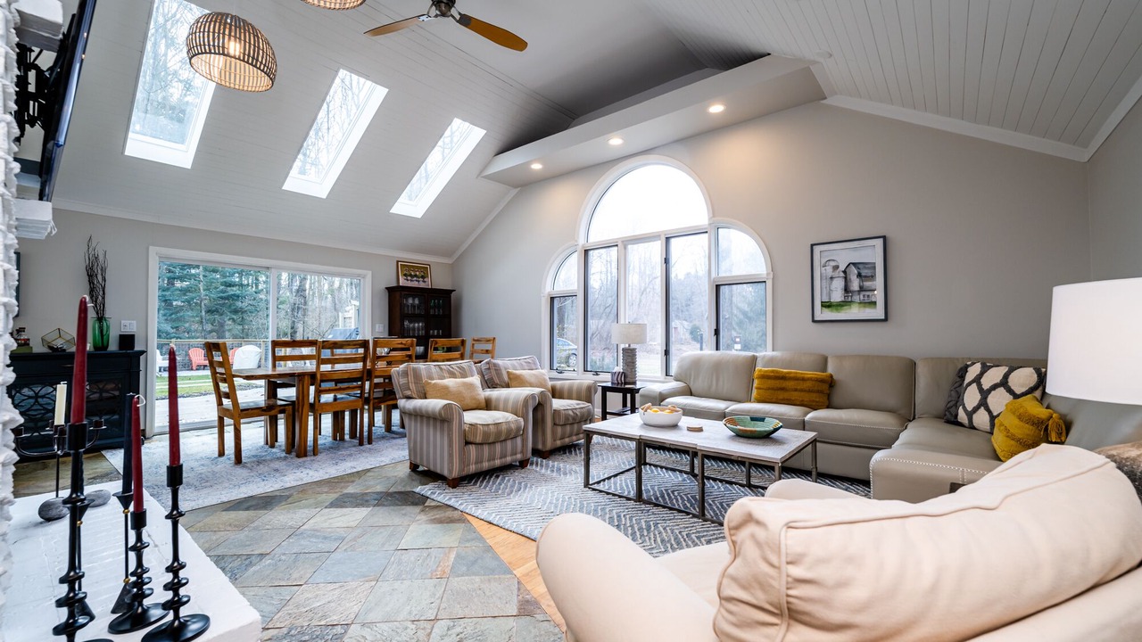 Photo of Livingroom in Harbert