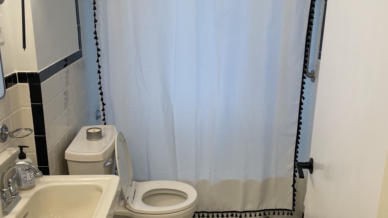 Photo of Bathroom in Lusby