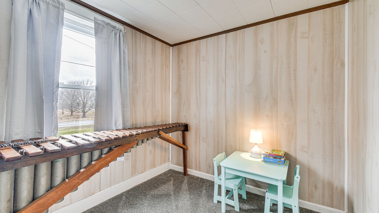 Photo of Bedroom in Town of Owasco