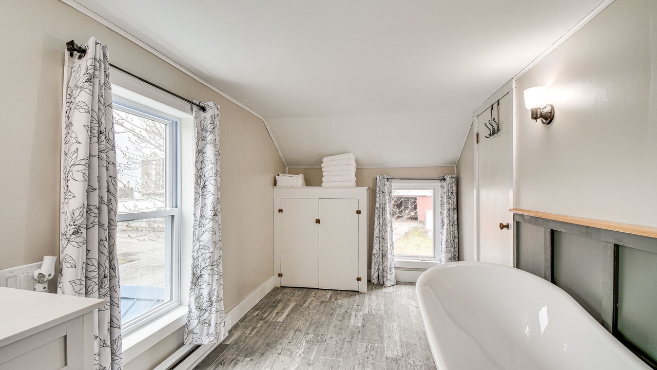 Photo of Bathroom in Town of Owasco
