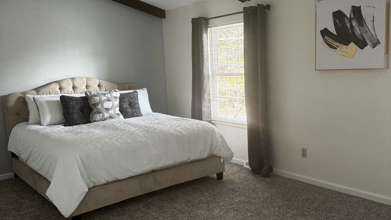 Photo of Bedroom in Englewood