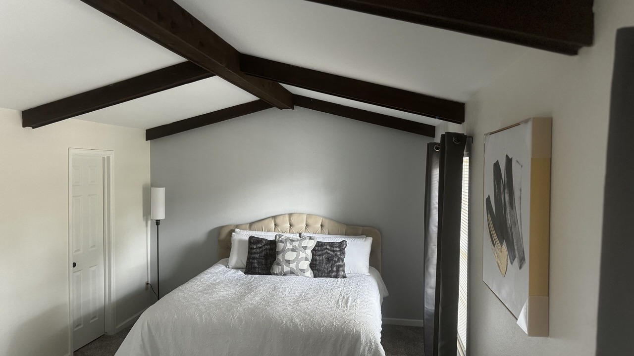 Photo of Bedroom in Englewood