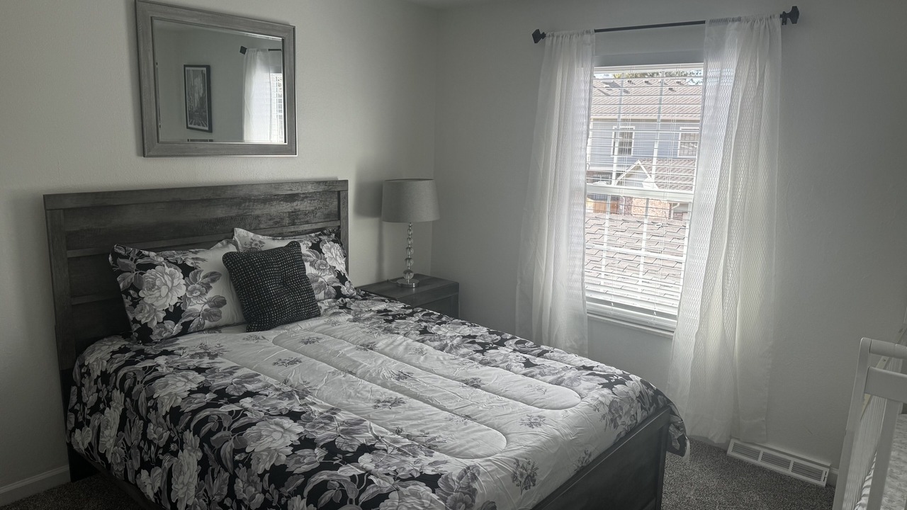 Photo of Bedroom in Englewood