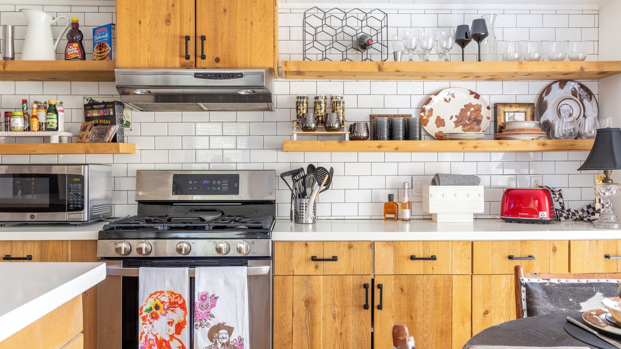 Photo of Kitchen in Ledbetter