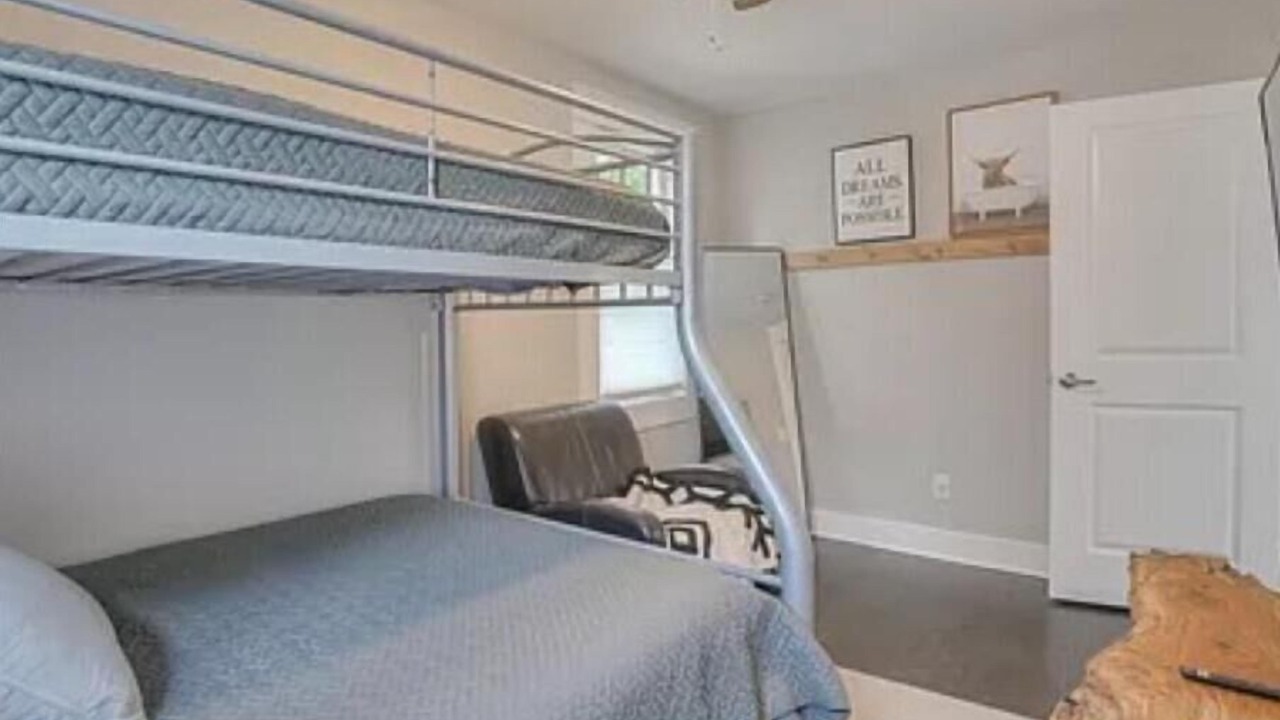Photo of Bedroom in Murfreesboro