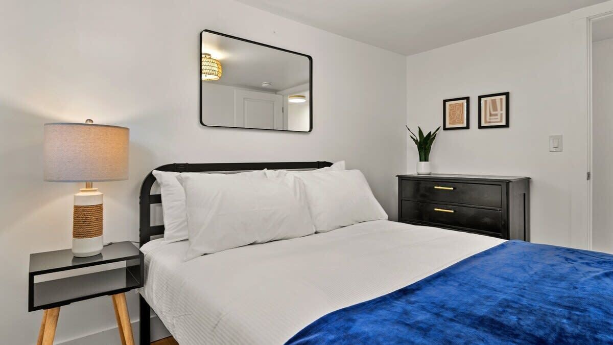 Photo of Bedroom in Pittsfield