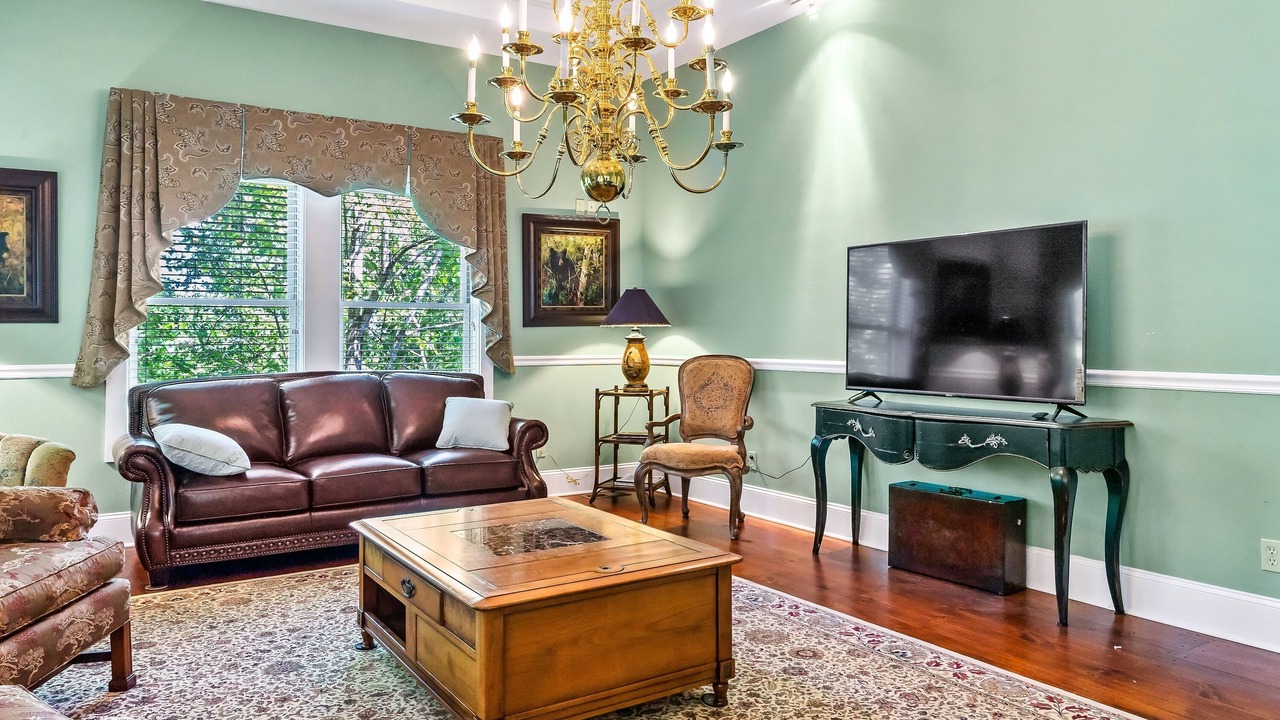 Photo of Livingroom in Townsend