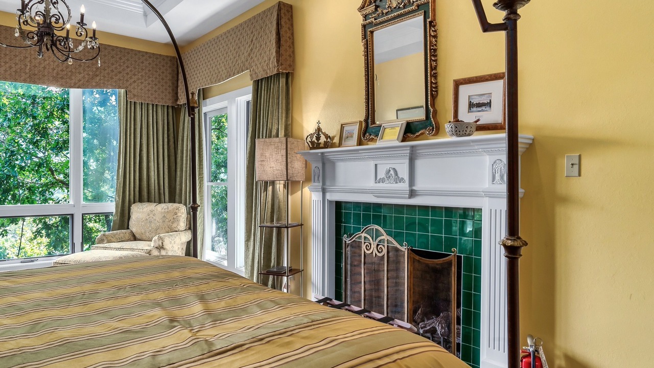 Photo of Bedroom in Townsend