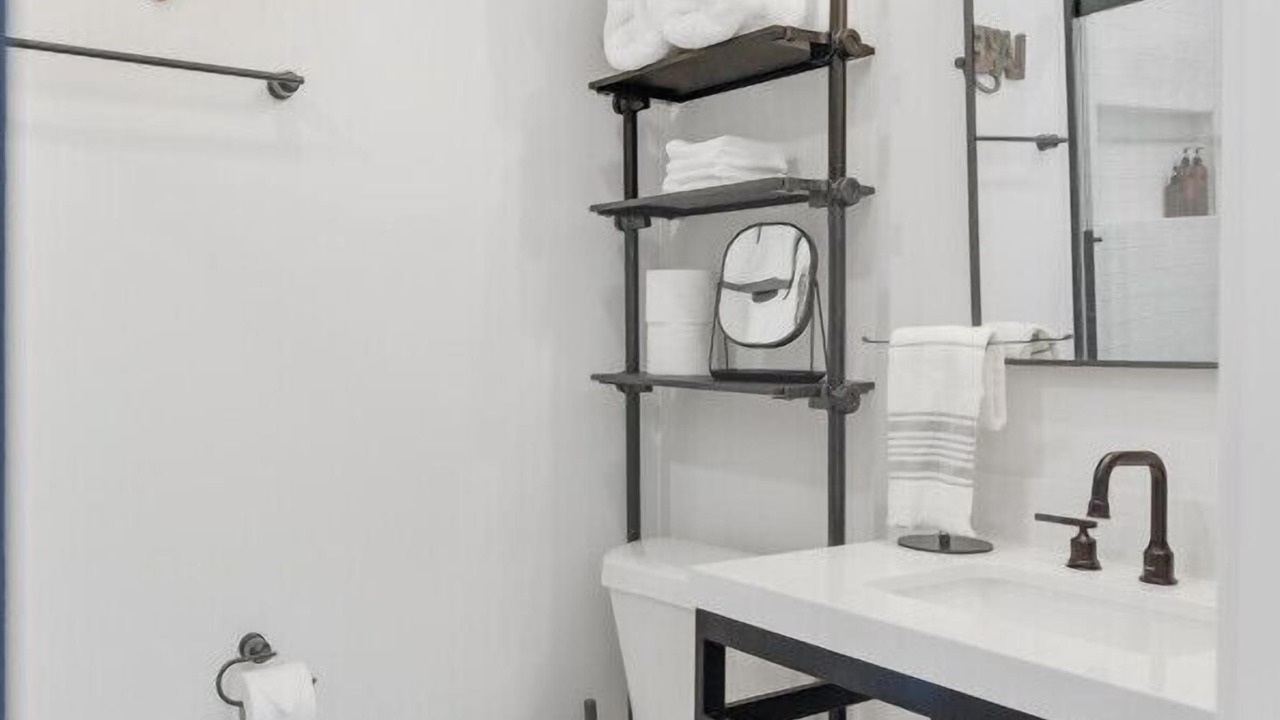Photo of Bathroom in Gallatin