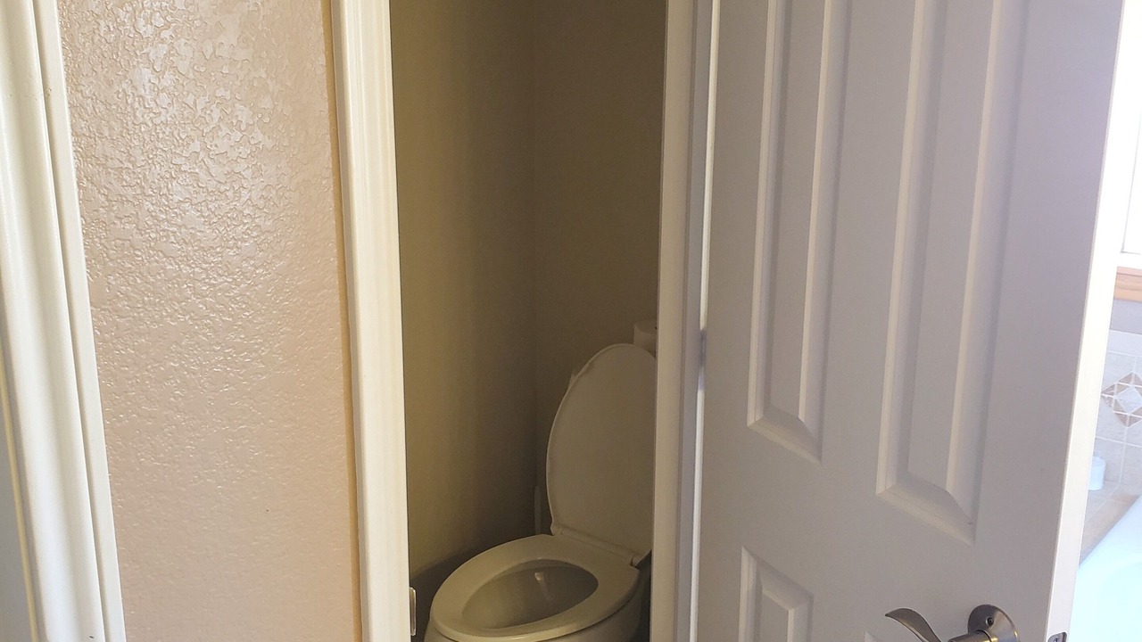 Photo of Bathroom in Lyons
