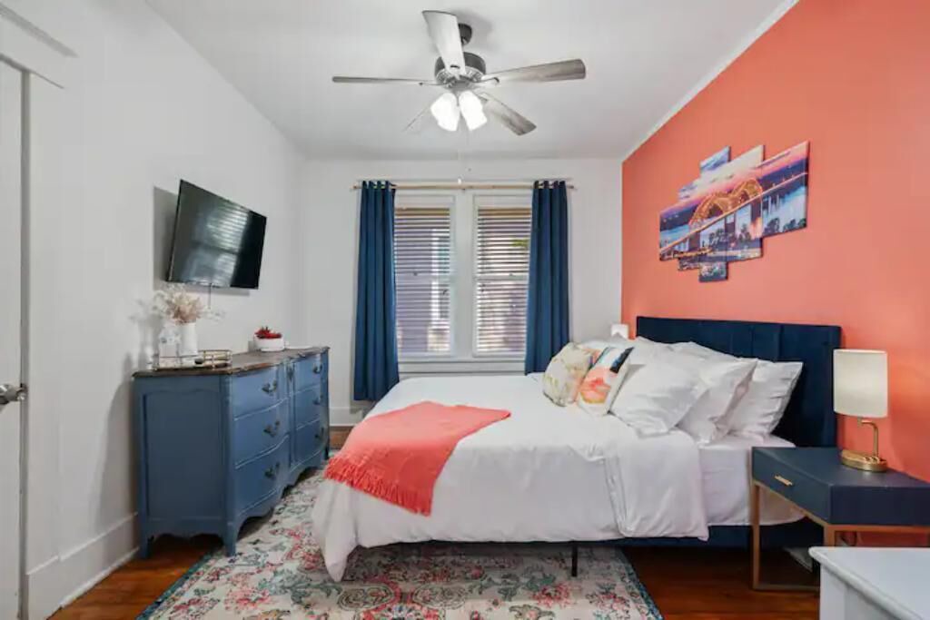 Photo of Bedroom in East Midtown
