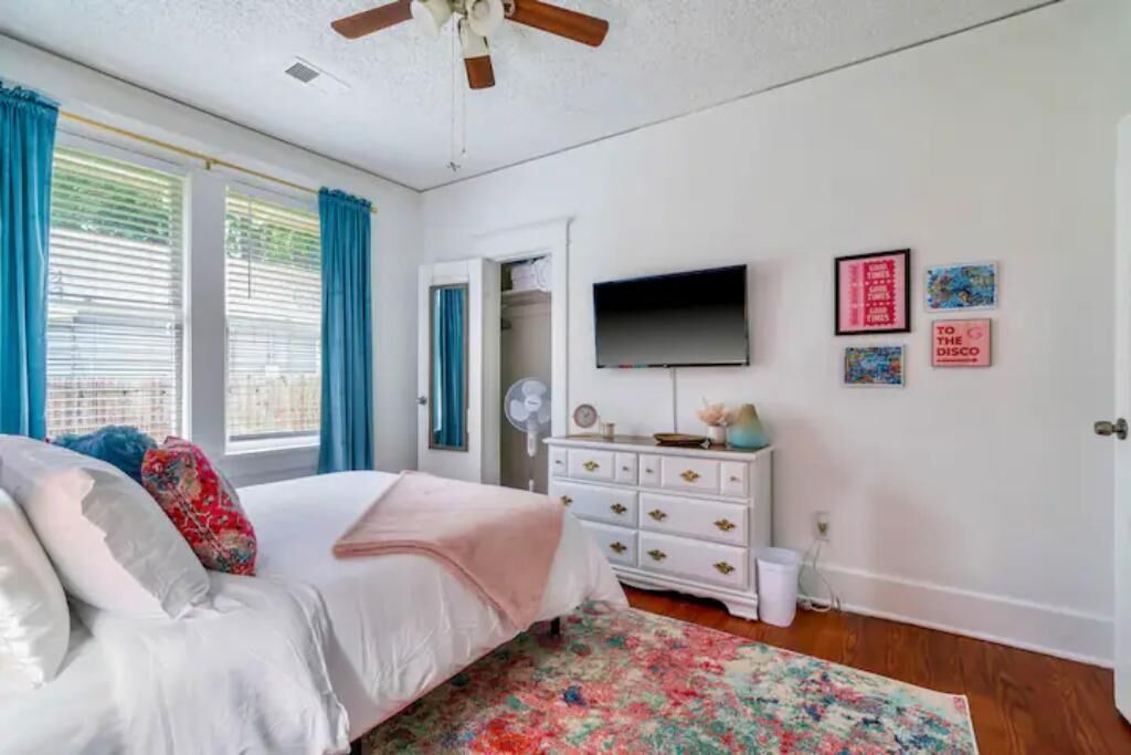 Photo of Bedroom in East Midtown
