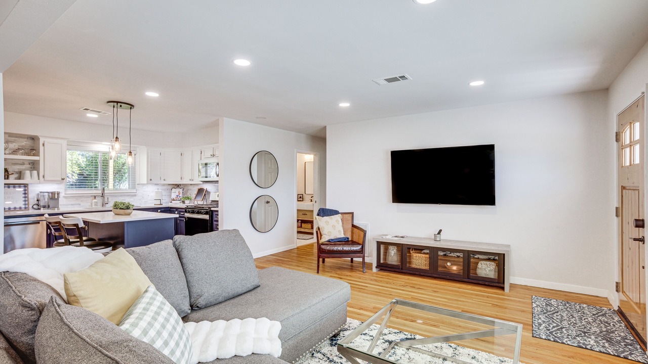 Photo of Livingroom in Tomball