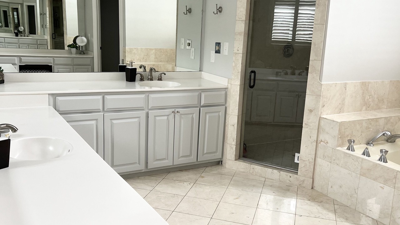 Photo of Bathroom in Hurstbourne