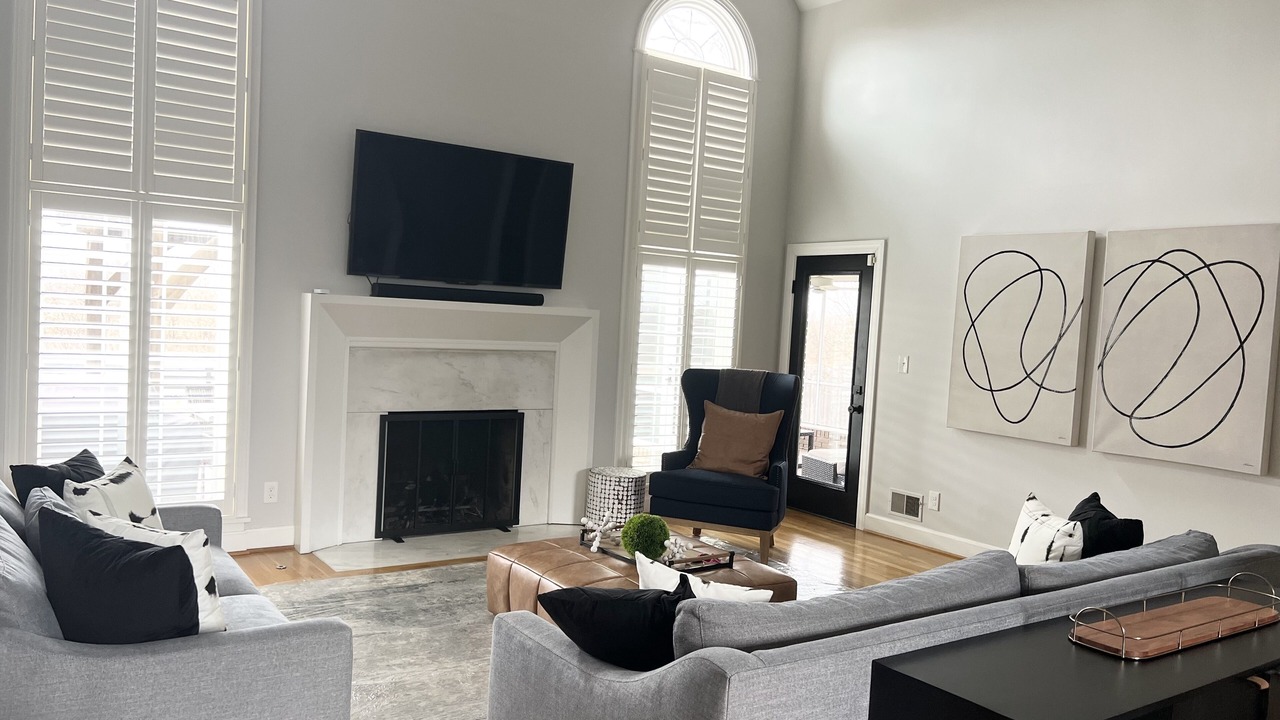 Photo of Livingroom in Hurstbourne
