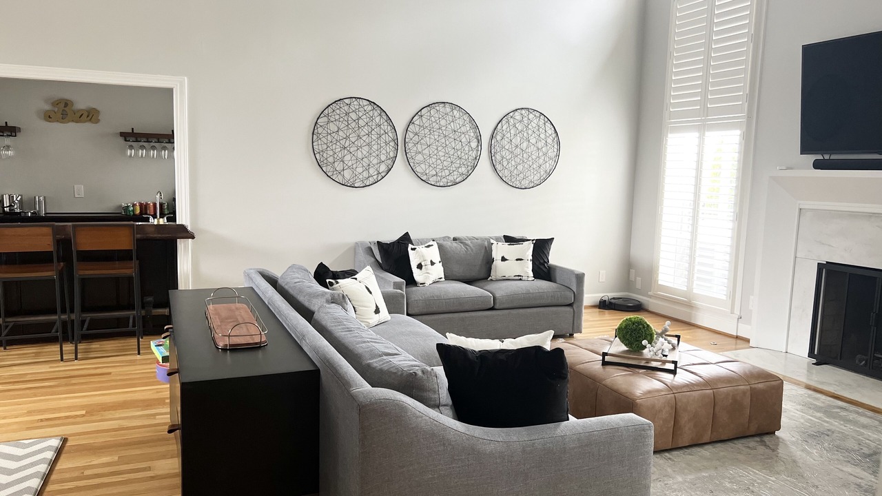 Photo of Livingroom in Hurstbourne
