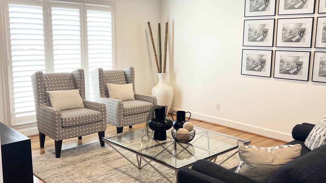 Photo of Livingroom in Hurstbourne