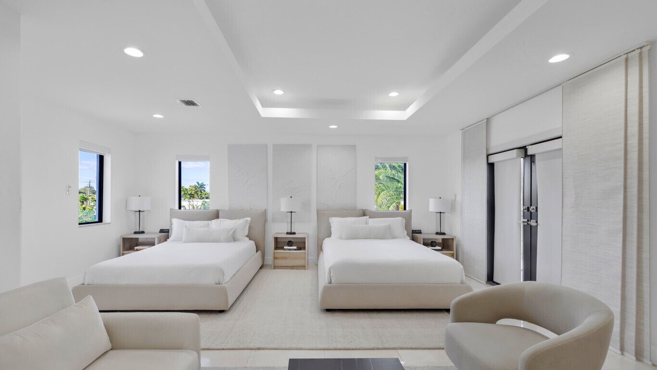 Photo of Bedroom in Sunset
