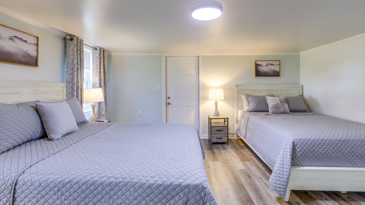 Photo of Bedroom in Shelby