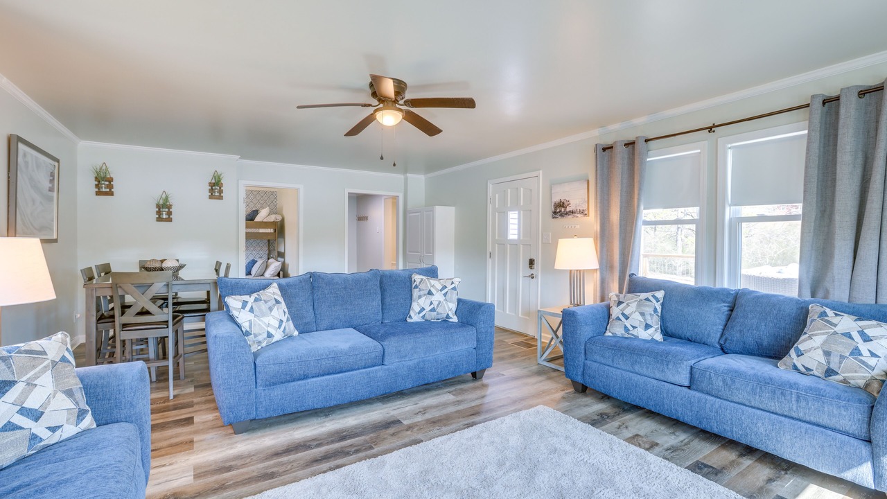 Photo of Livingroom in Shelby