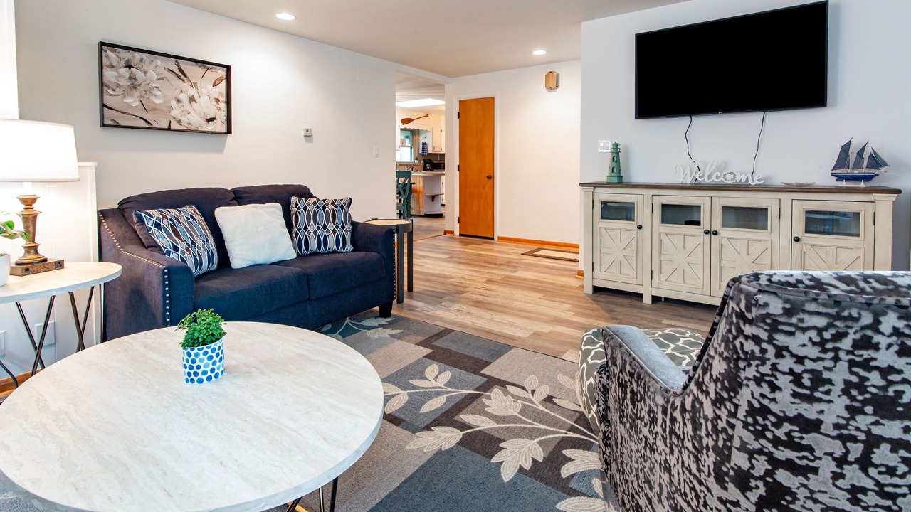 Photo of Livingroom in Bridgman