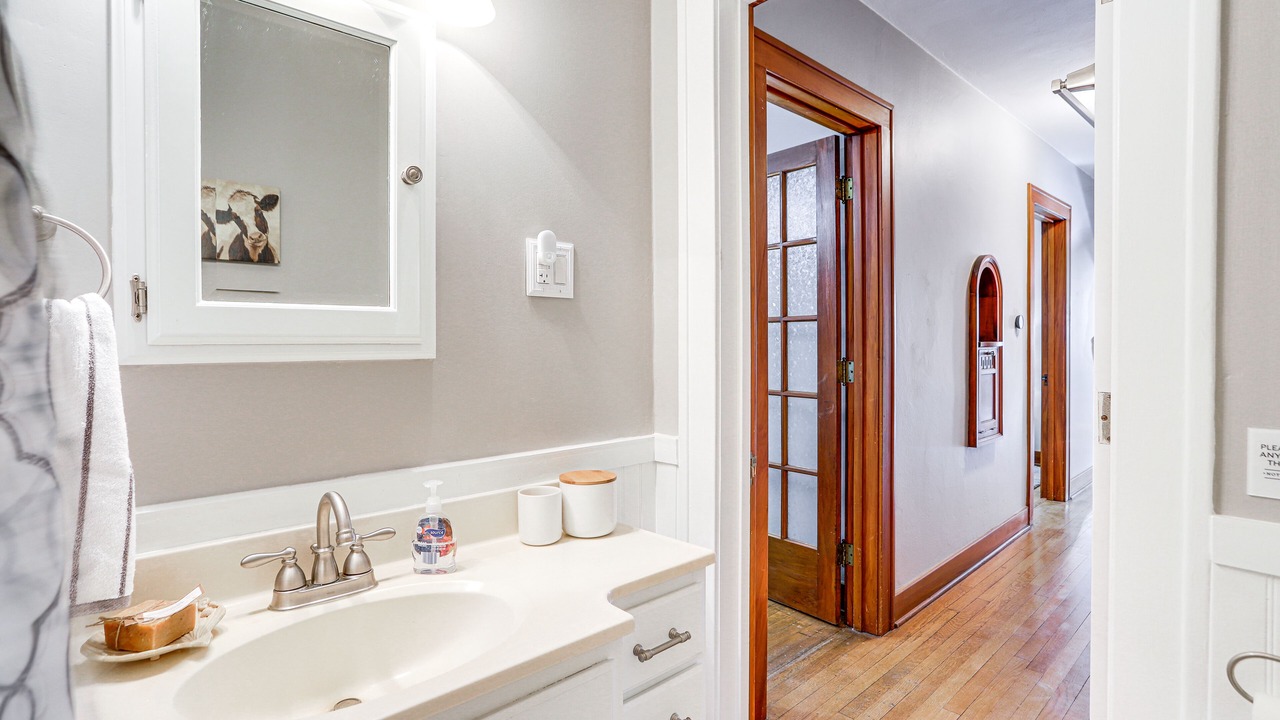 Photo of Bathroom in Tiffin
