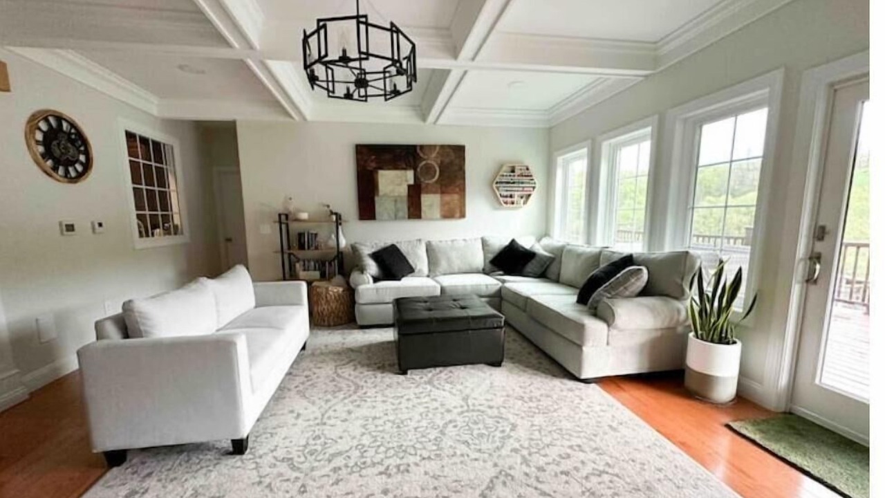 Photo of Livingroom in Fleming