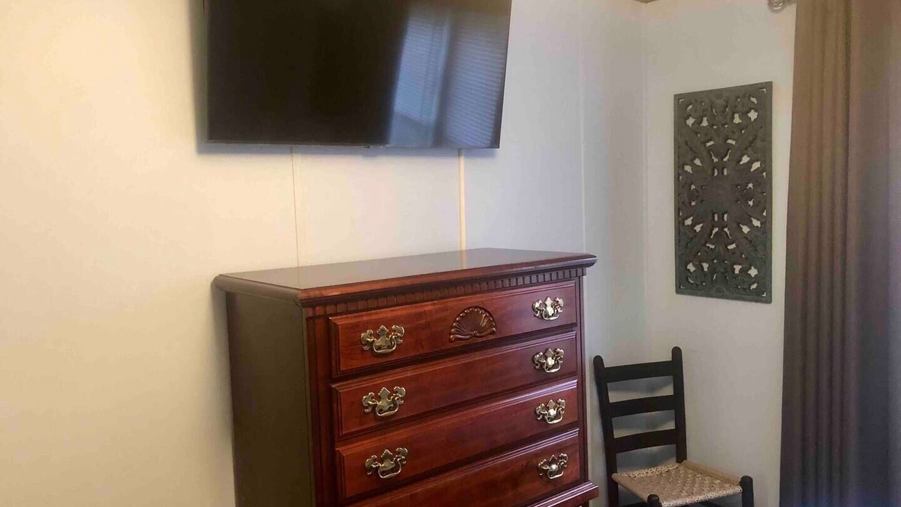 Photo of Bedroom in South Pittsburg
