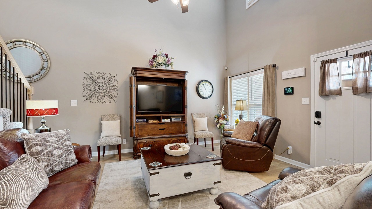 Photo of Livingroom in Clarksville
