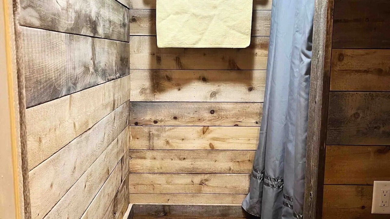 Photo of Bathroom in Ishpeming