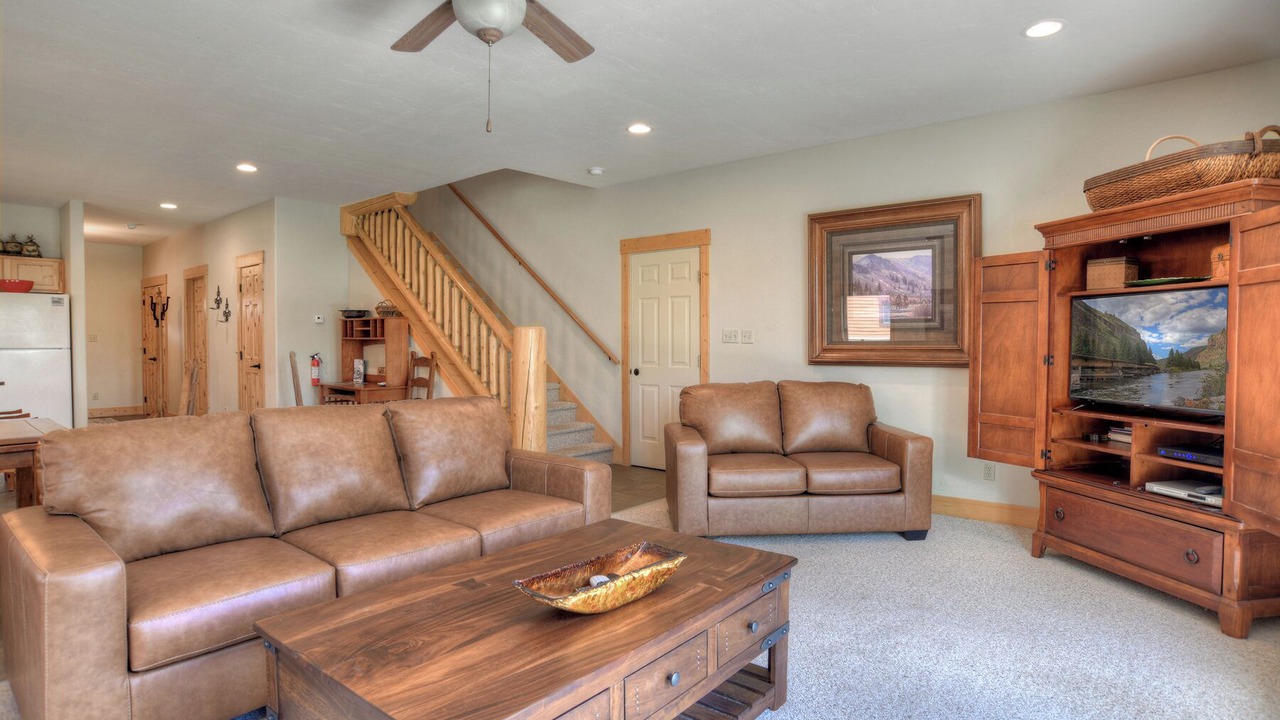 Photo of Livingroom in South Fork