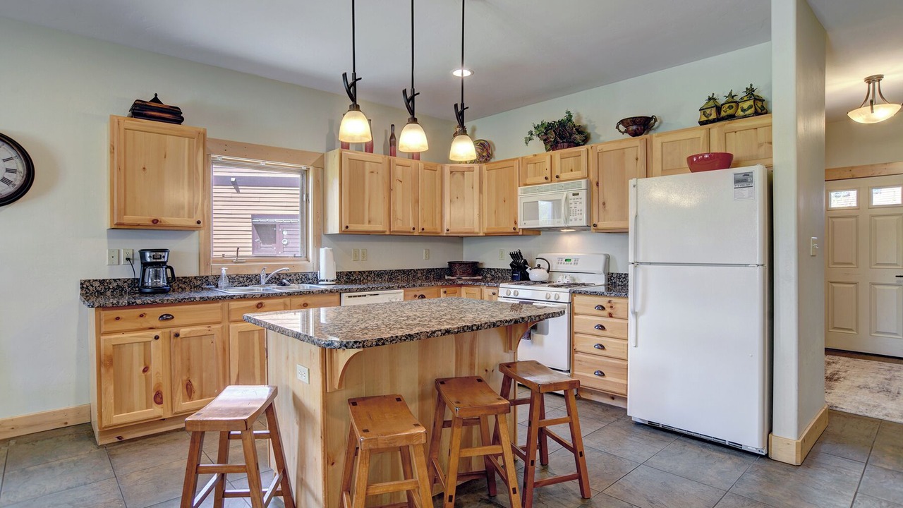 Photo of Kitchen in South Fork