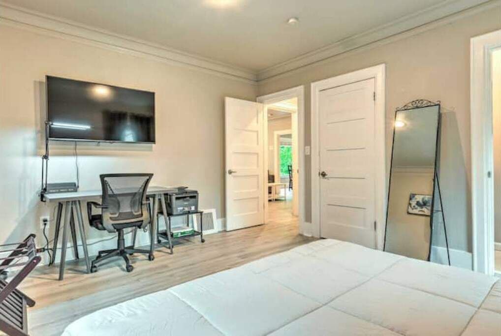 Photo of Bedroom in Victory Heights