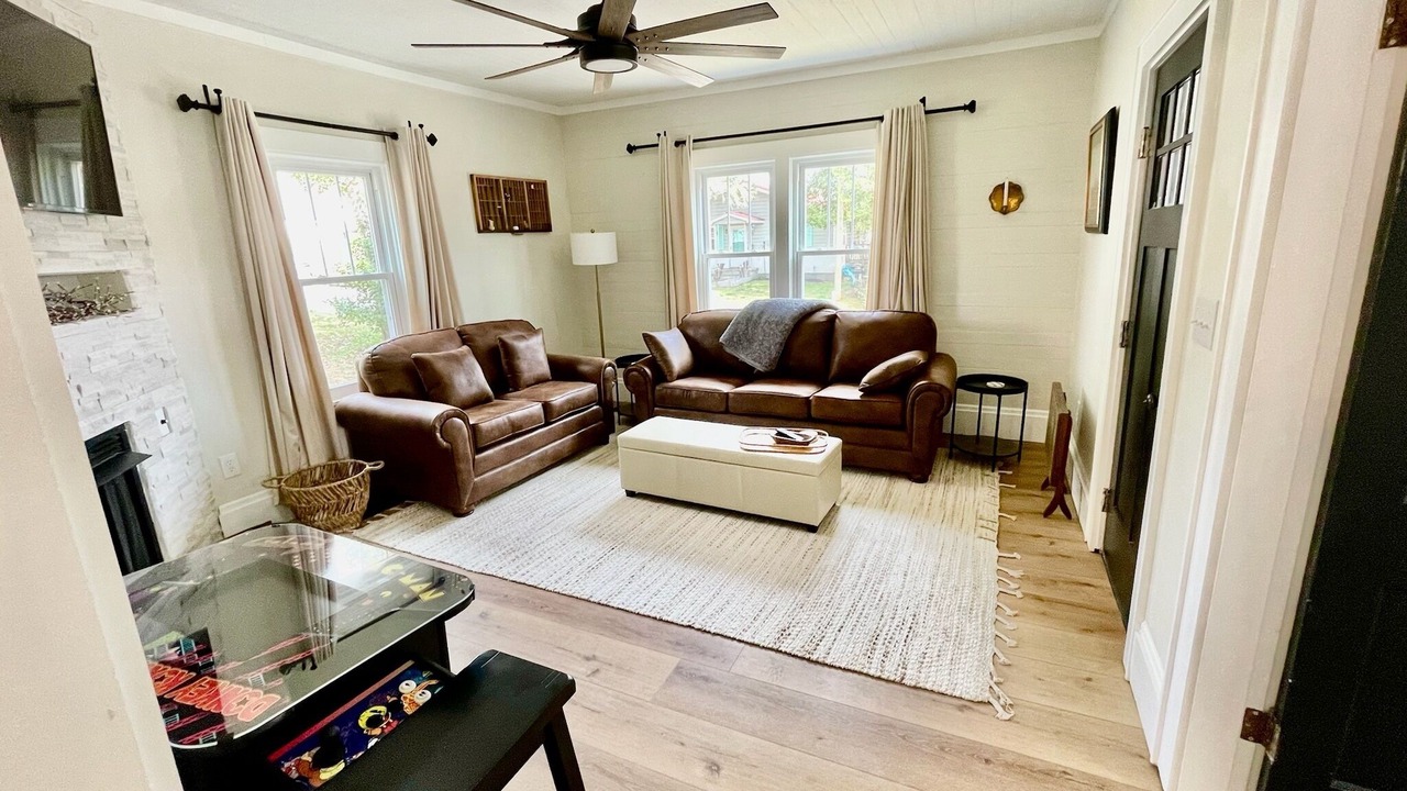 Photo of Livingroom in Dayton