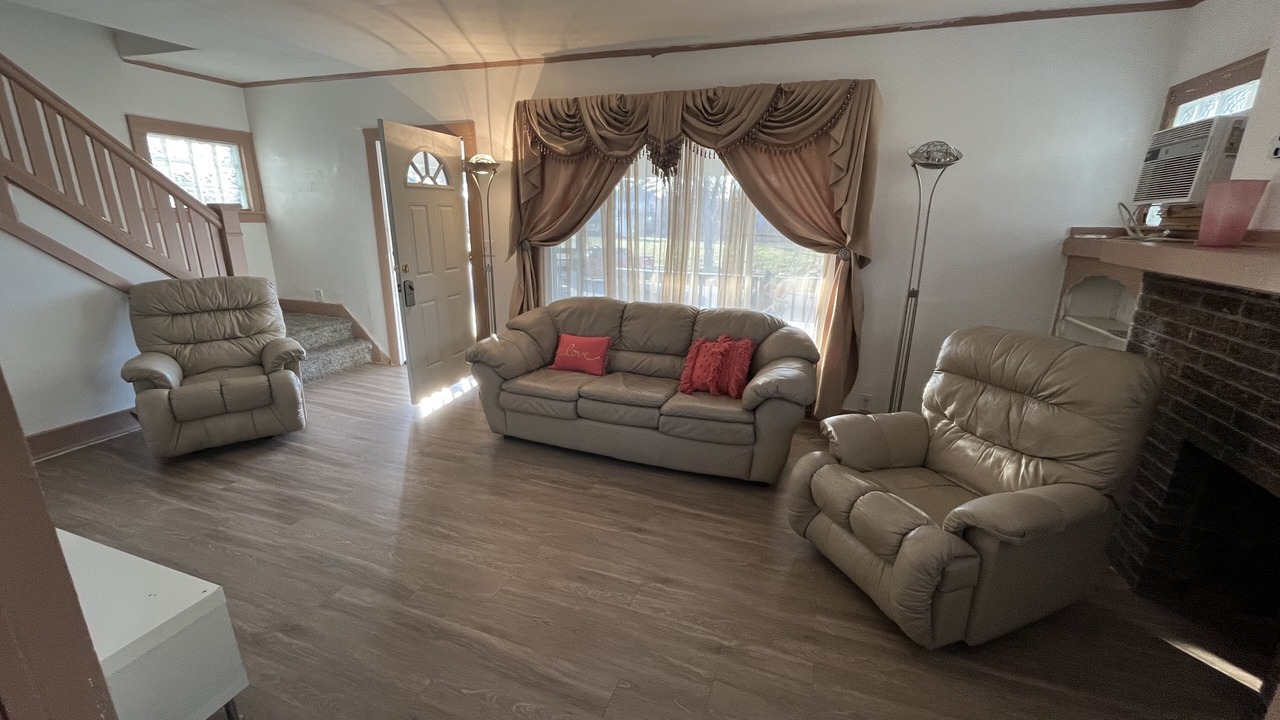 Photo of Livingroom in Inkster