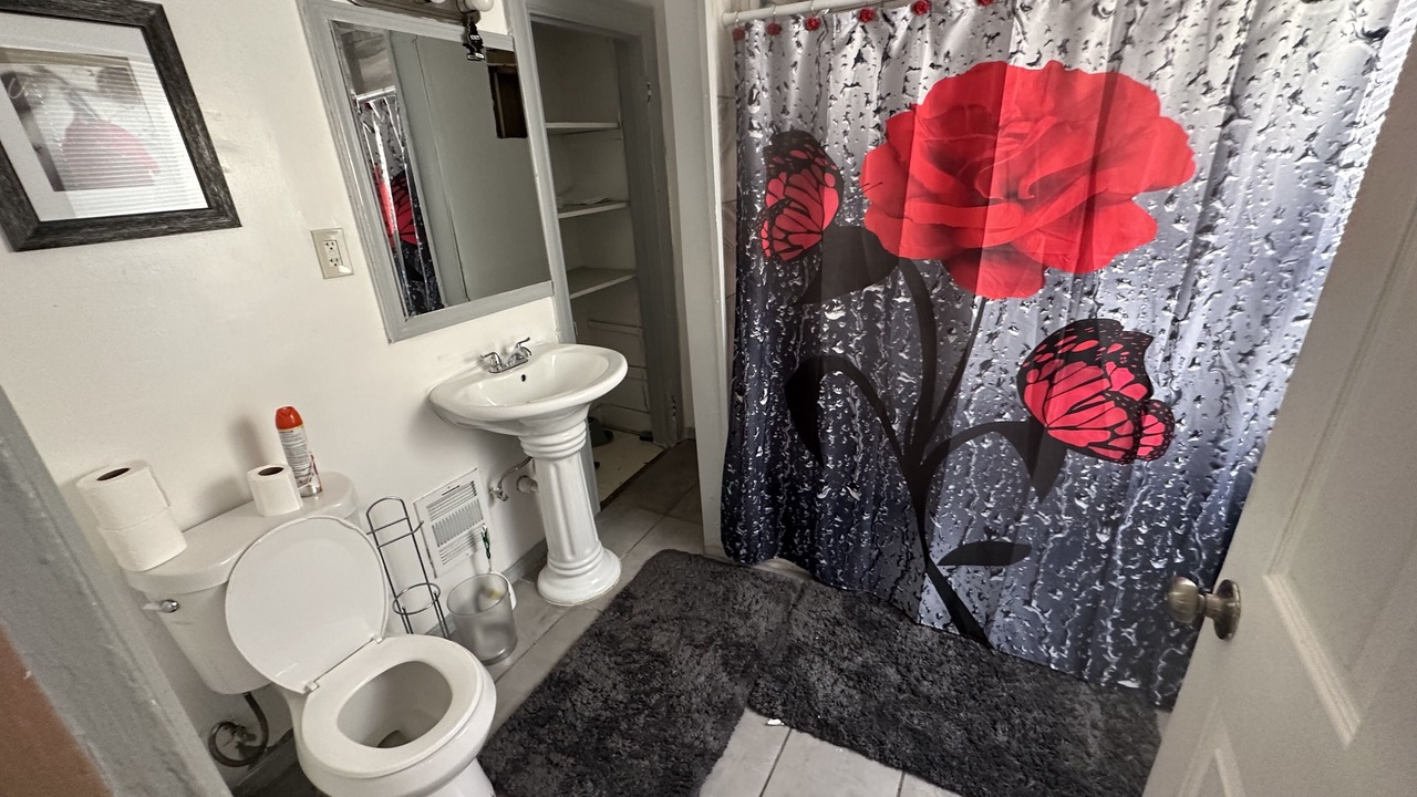 Photo of Bathroom in Inkster