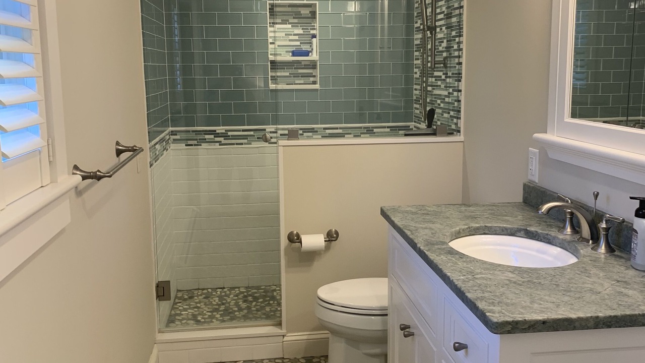 Photo of Bathroom in Bonnet Shores