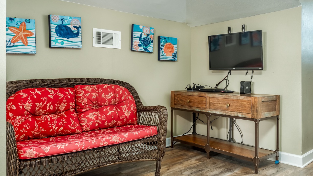 Photo of Bedroom in Silver Cay