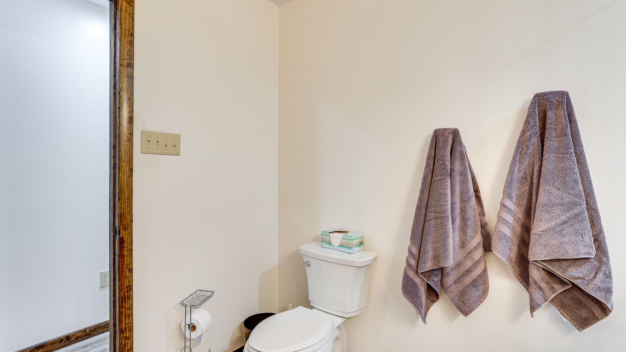 Photo of Bathroom in Sugar Tree