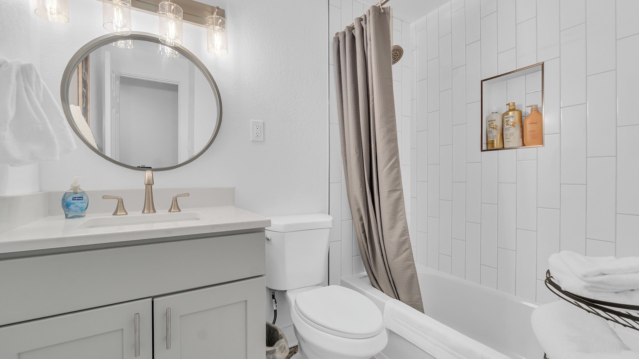 Photo of Bathroom in Alta Vista Area
