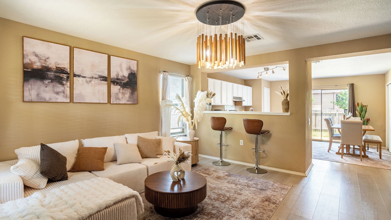 Photo of Livingroom in McKinney