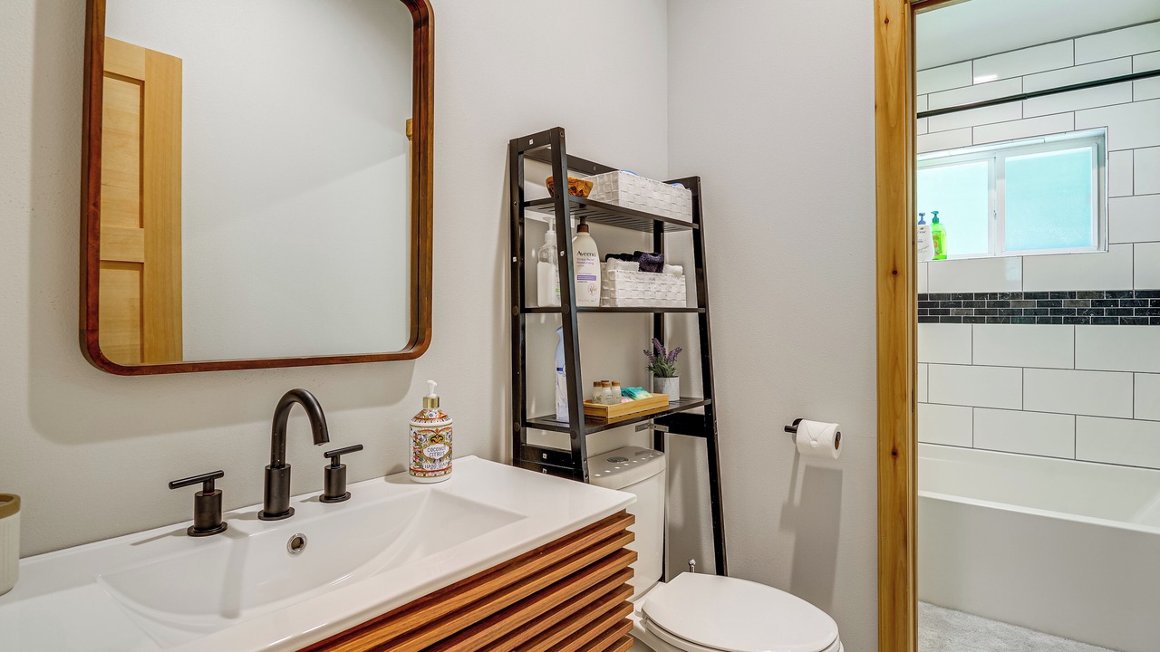 Photo of Bathroom in Gold Bar