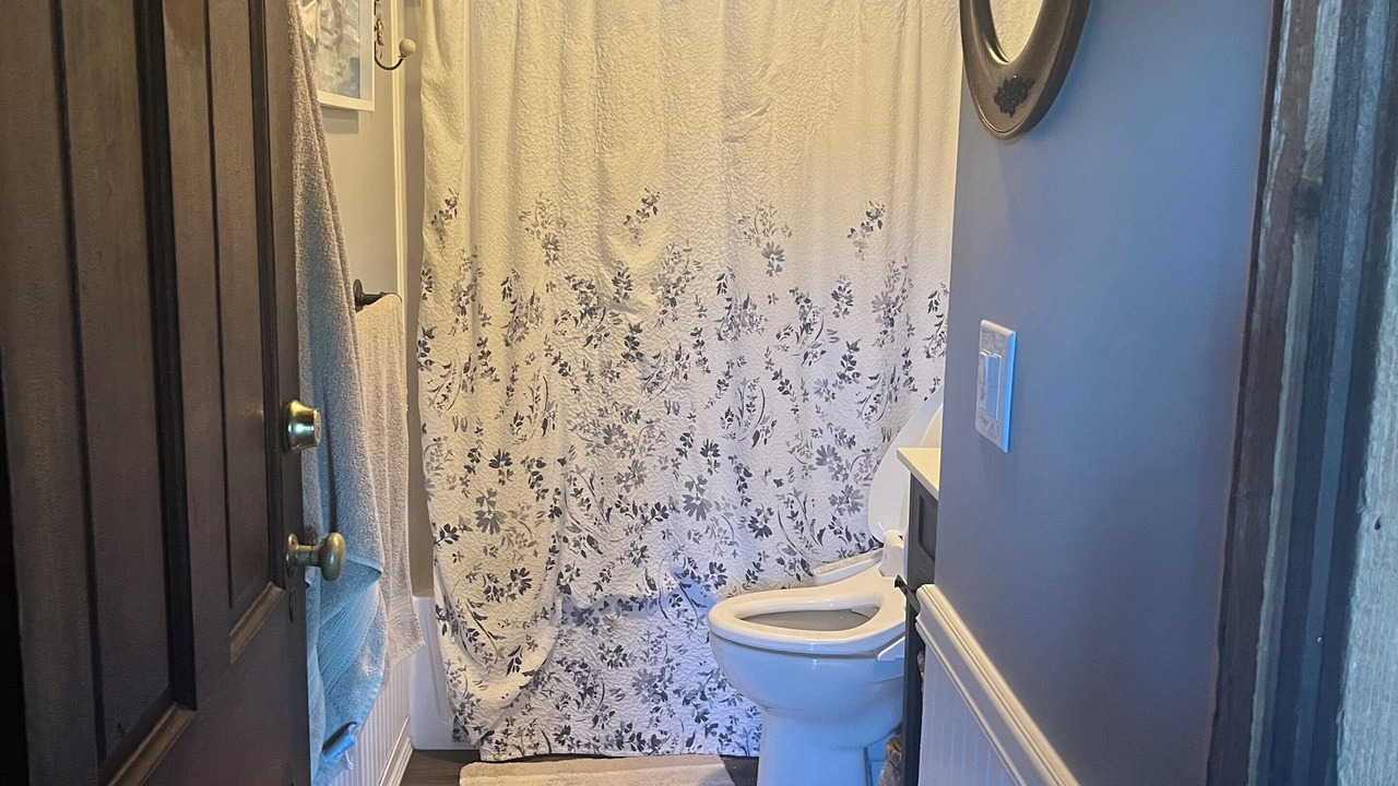 Photo of Bathroom in Lake Bosworth
