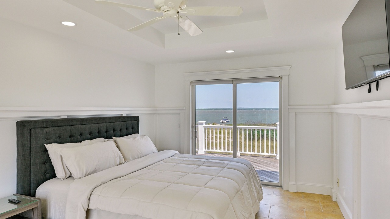 Photo of Bedroom in West Hampton Dunes