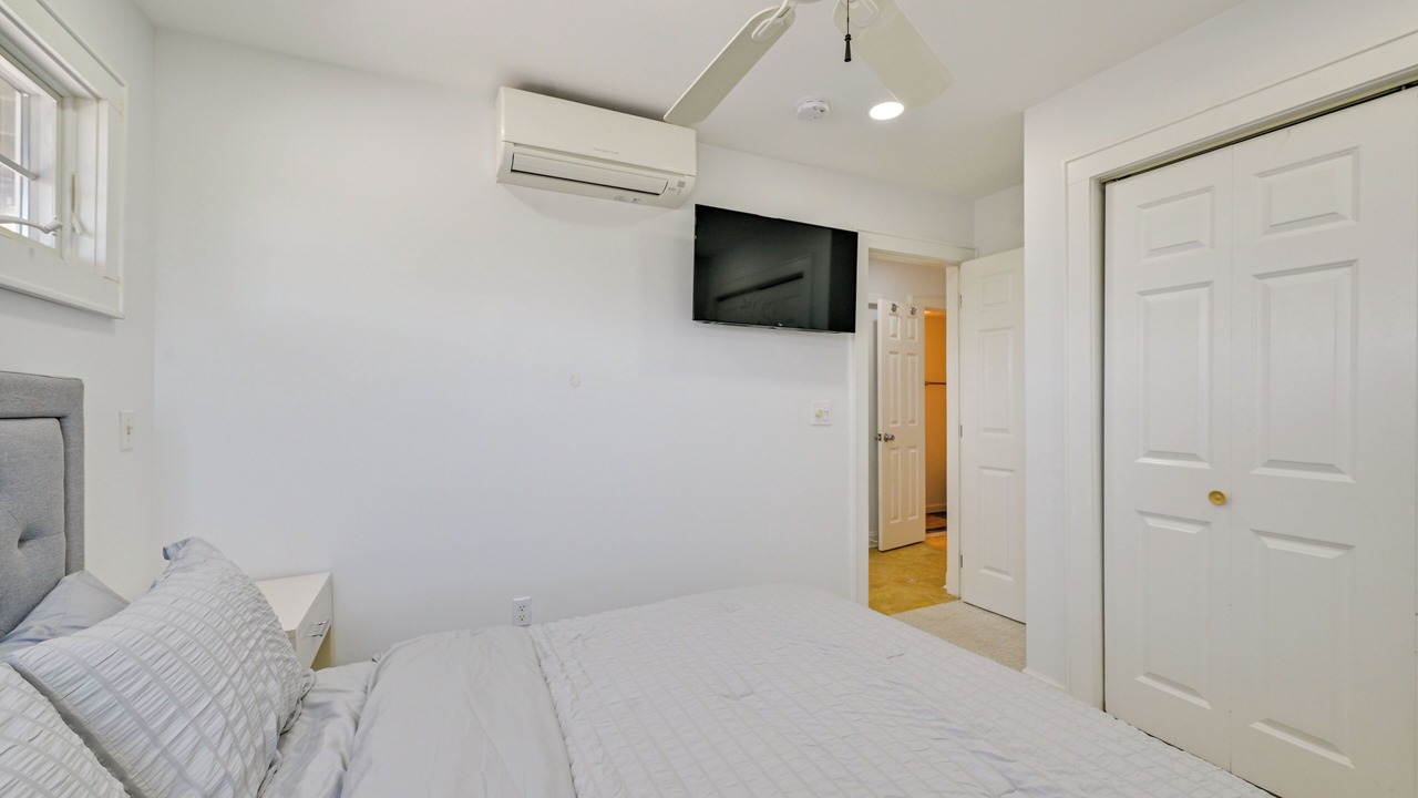 Photo of Bedroom in West Hampton Dunes