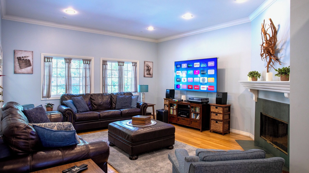 Photo of Livingroom in Studio City